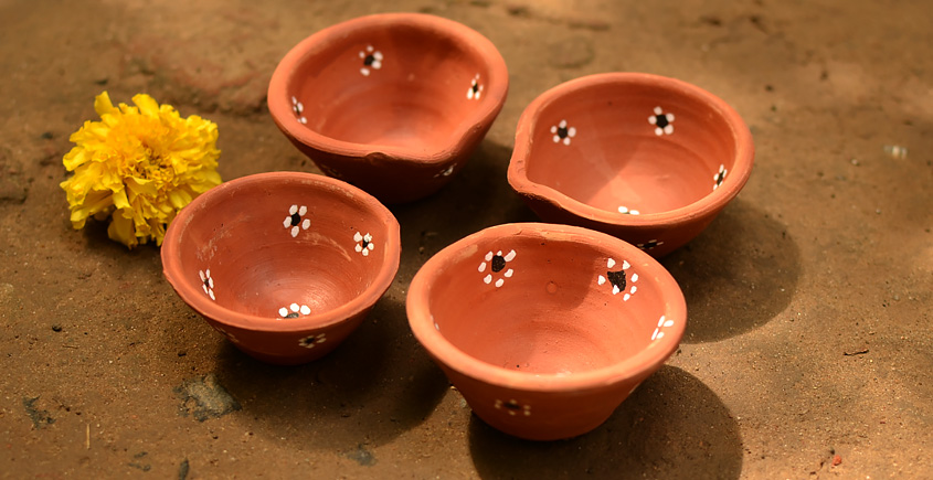 Diya { 4 Small Diya }